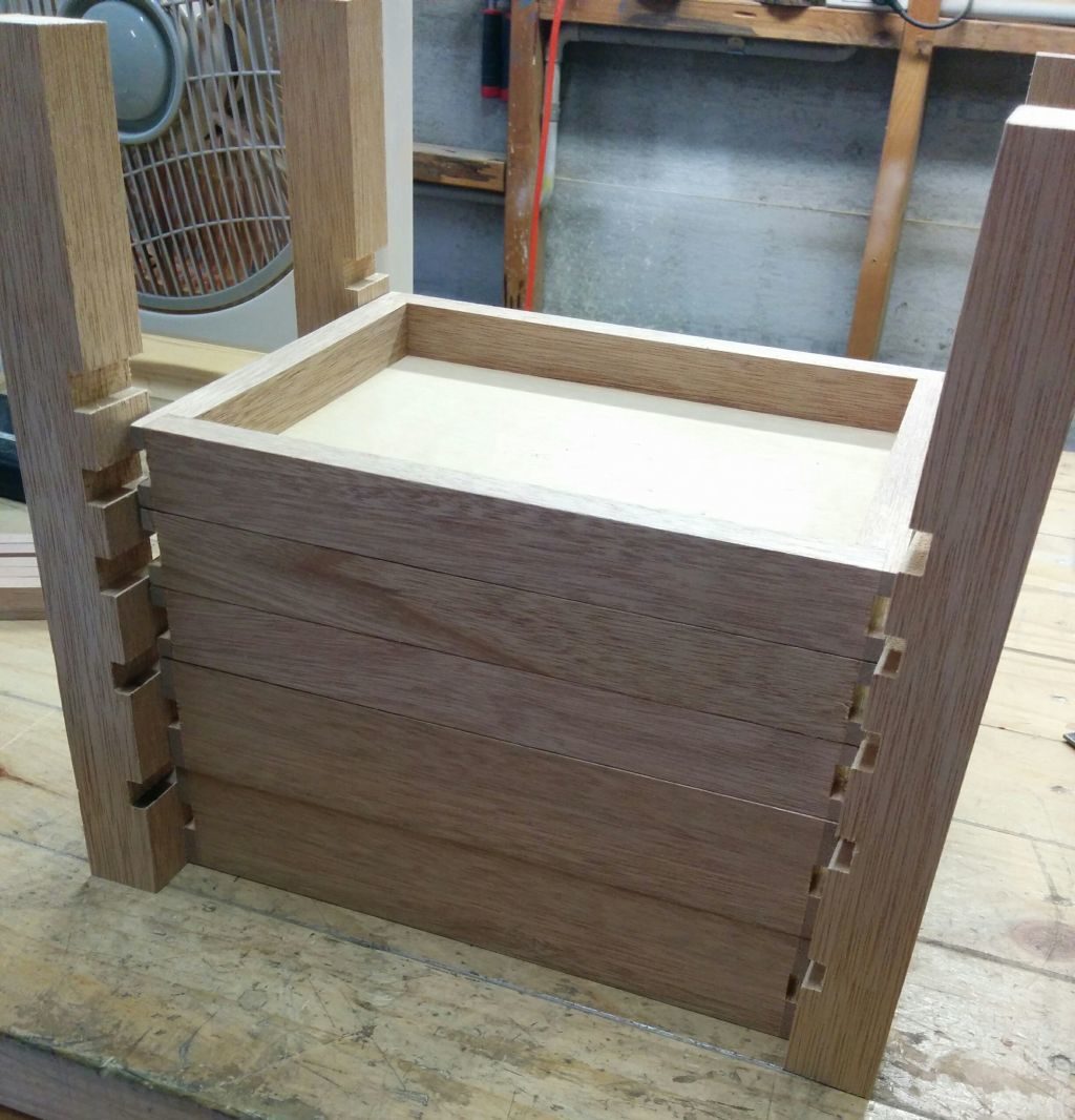 Drawer runner slots cut