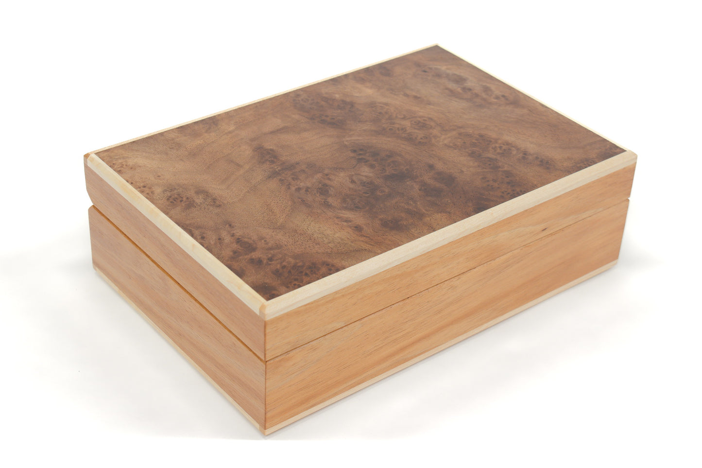Keepsake Box #22 - Tasmanian Blackwood and Walnut Burl Info