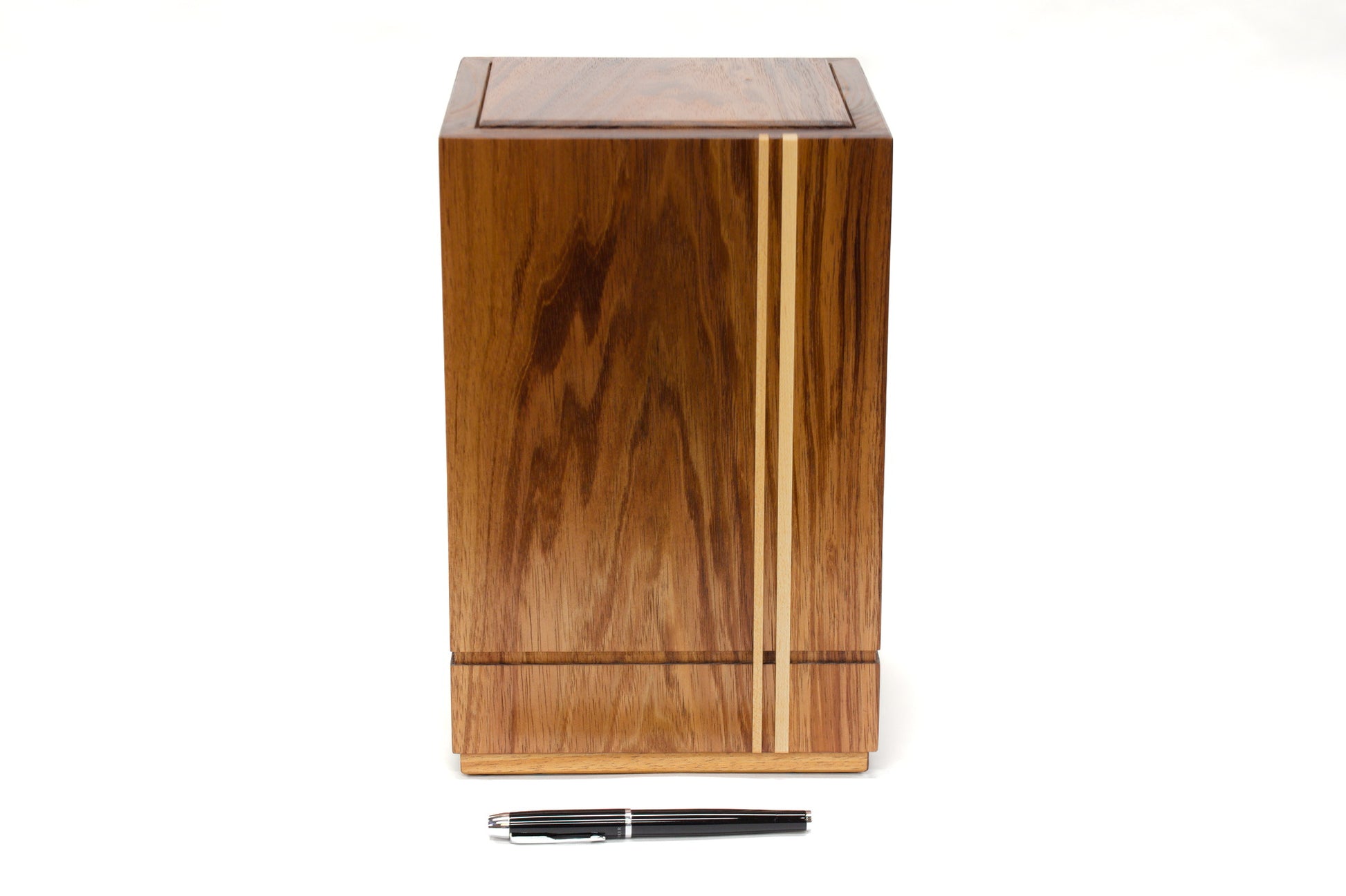 Wooden cremation urn handcrafted from Tasmanian Blackwood