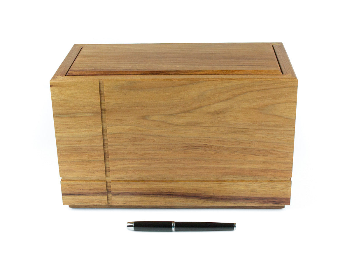 Wooden cremation urn handcrafted from Tasmanian Blackwood
