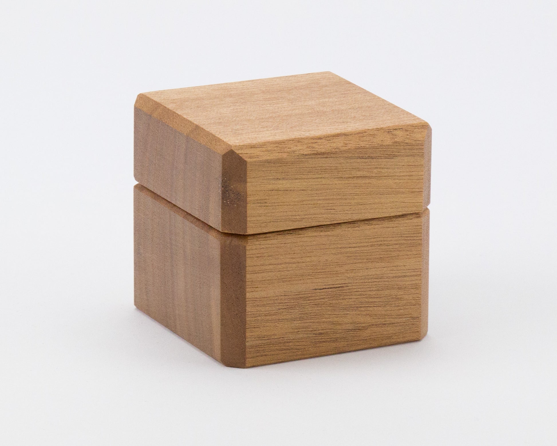 Wooden ring box handcrafted from Queensland Maple