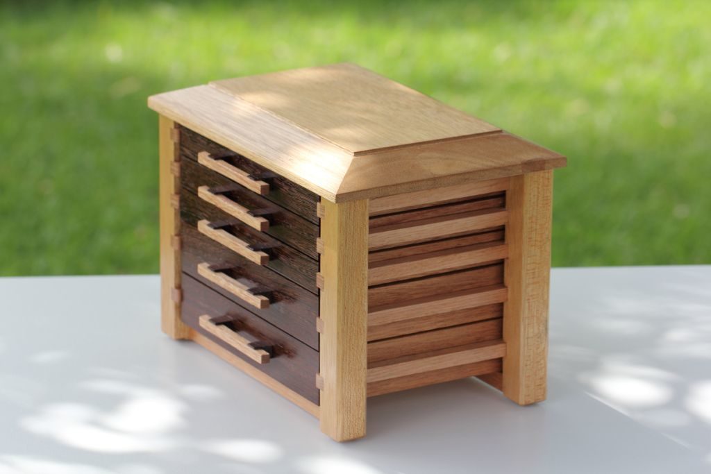 Jewellery Box with five drawers