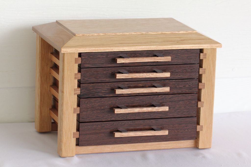 Jewellery Box with five drawers