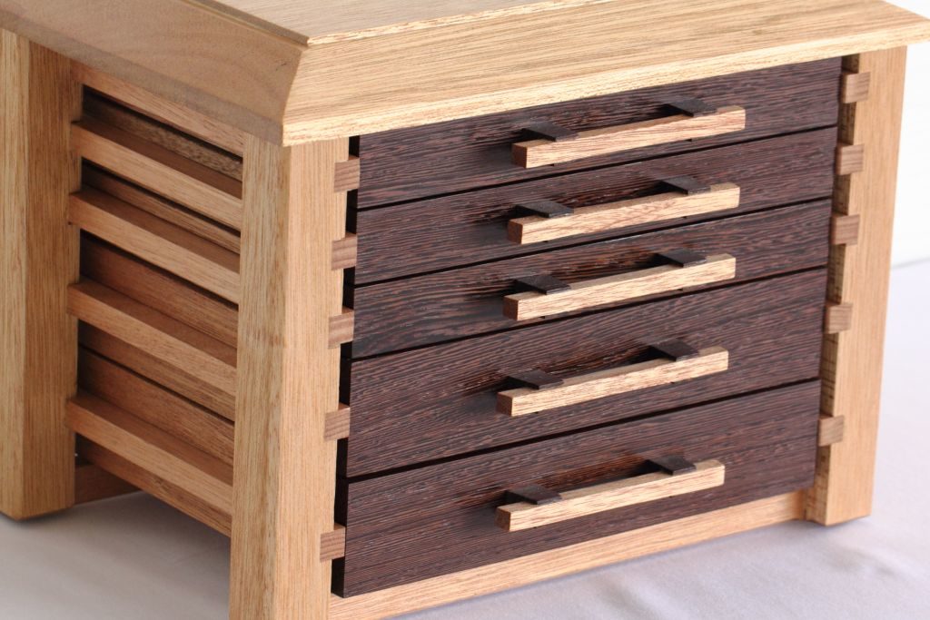Jewellery Box with five drawers